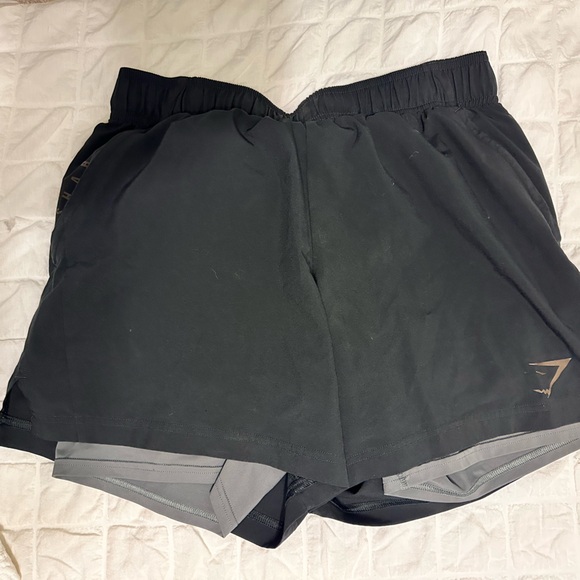 Gymshark Black and Gray Athletic Men Shorts - Picture 1 of 4